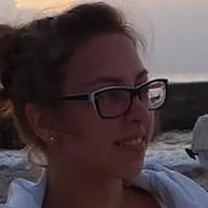 Руслана из Кыштыма, ищу на сайте регулярный секс
