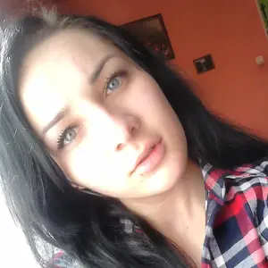 Лидия из Тутаева, мне 19, познакомлюсь для постоянных отношений