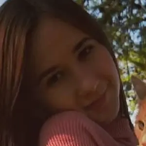 Соня из Миасса, мне 23, познакомлюсь